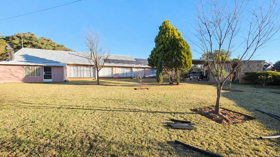4 Bedroom Property for Sale in Flamwood North West
